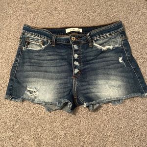 KanCan shorts size 29